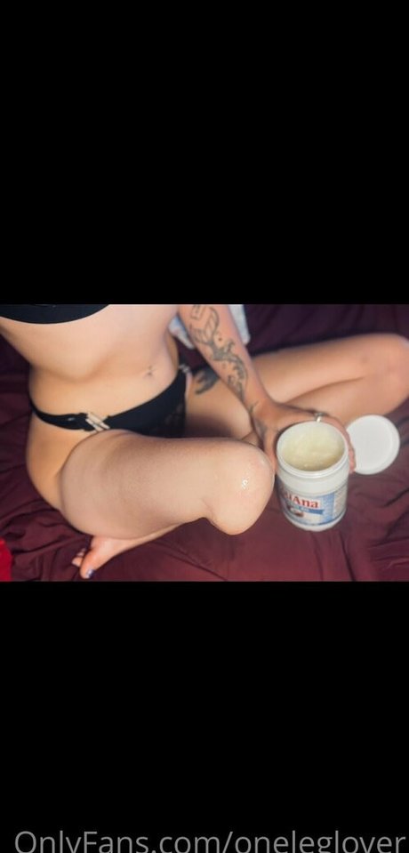 Oneleglover photo 25
