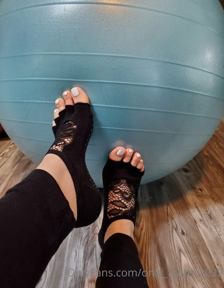 Only_feetpc2022 photo 8
