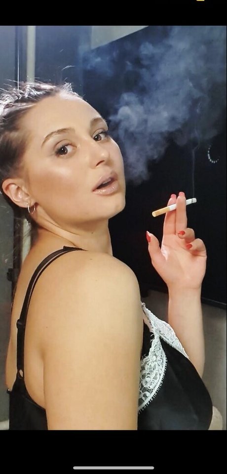 Only Yana photo 1
