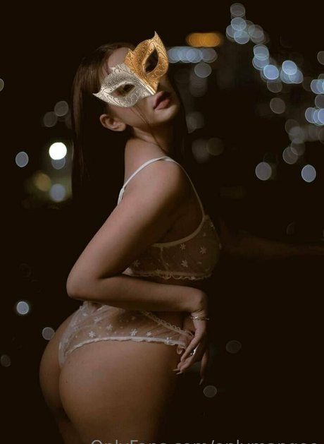 Onlymangoo photo 1