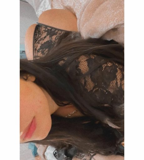 Oriana Alvarado photo 7