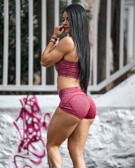 Ornella Nicolosi photo 23