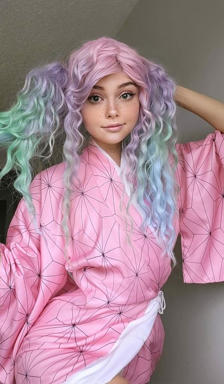 Otaku Jennii photo 7