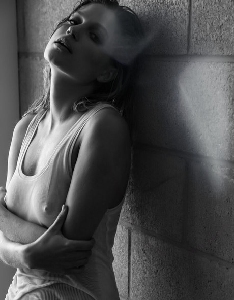 Paige Watkins photo 7