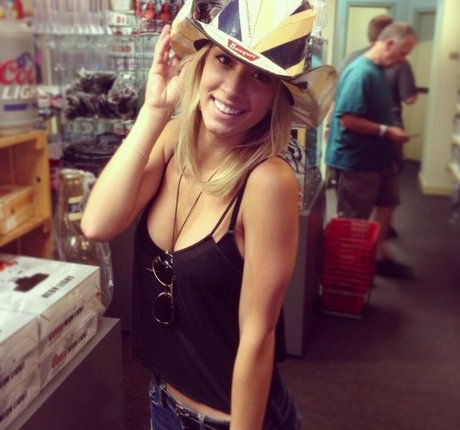 Paige Wyatt photo 53