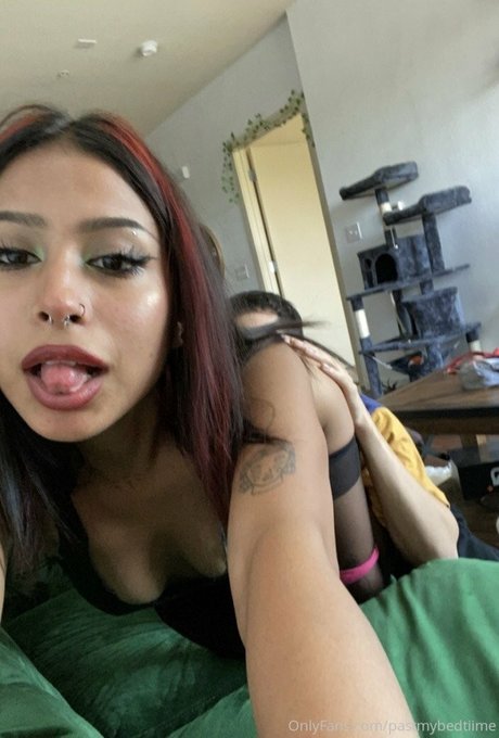 Paintjunkbunny photo 3