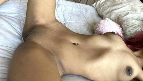 Paintjunkbunny photo 27