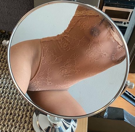 Paintjunkbunny photo 57