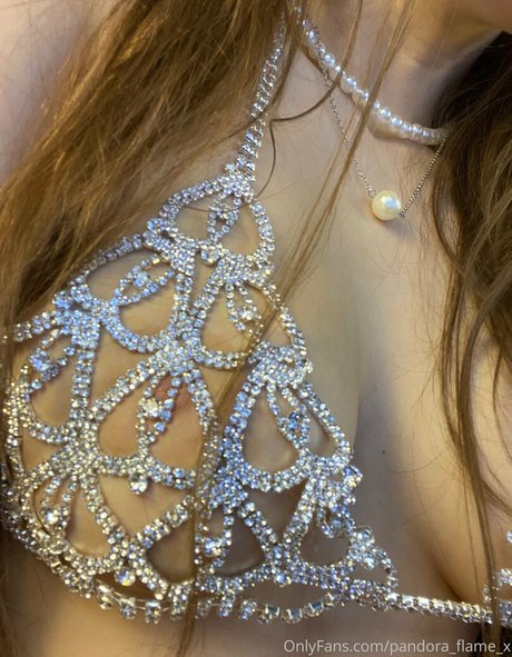 Pandora_flame_x photo 7