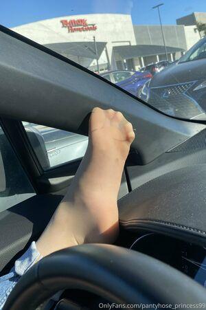 pantyhose_princess99 photo 194