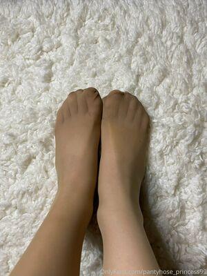 pantyhose_princess99 photo 233