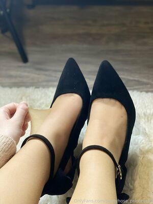 pantyhose_princess99 photo 285