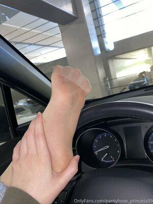 pantyhose_princess99 photo 301