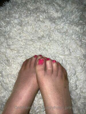 pantyhose_princess99 photo 406
