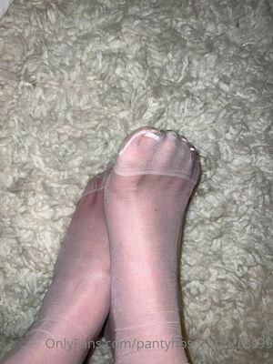 pantyhose_princess99 photo 482
