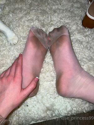 pantyhose_princess99 photo 483