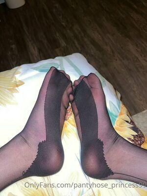 pantyhose_princess99 photo 571