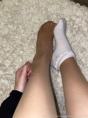 pantyhose_princess99 photo 617