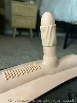 pantyhose_princess99 photo 662