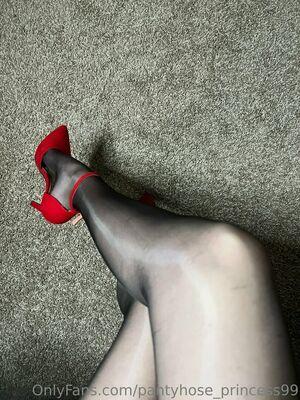 pantyhose_princess99 photo 692