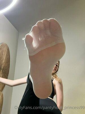 pantyhose_princess99 photo 745