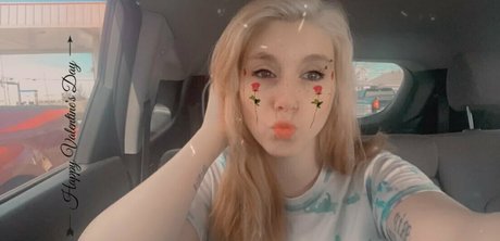 Paranormalpixie photo 2