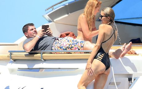 Paris Hilton photo 40