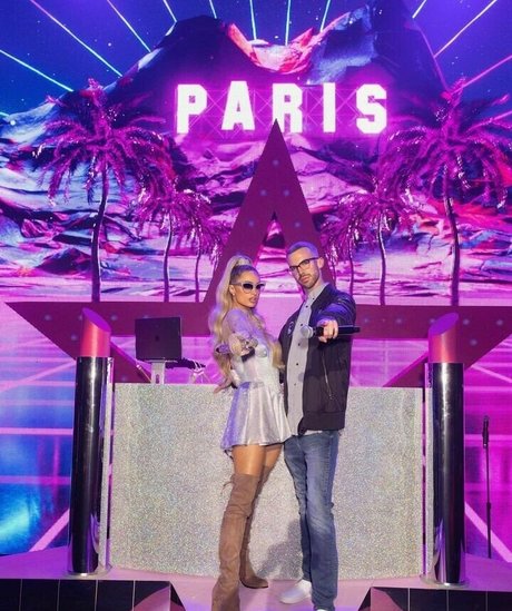 Paris Hilton photo 205