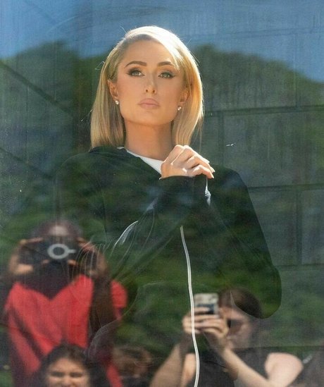 Paris Hilton photo 243