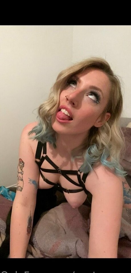 Pastrypeach photo 224
