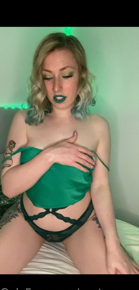 Pastrypeach photo 239