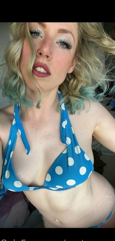 Pastrypeach photo 248