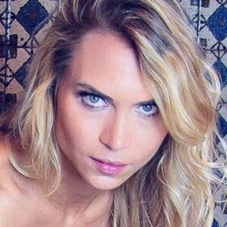 Patricia Richter photo 16