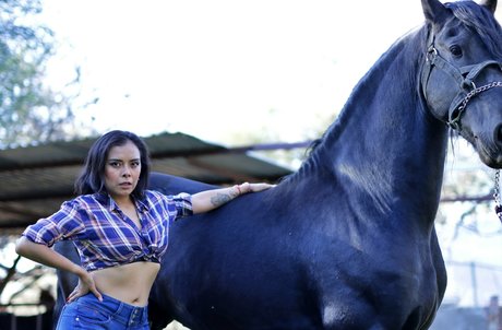 Paula Ramos photo 377