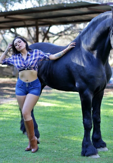 Paula Ramos photo 383