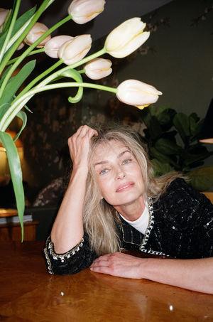 Paulina Porizkova photo 7