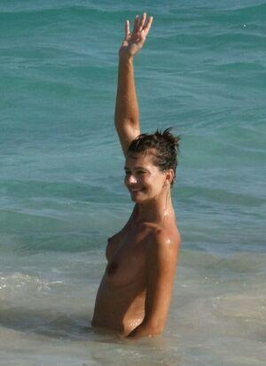 Paulina Porizkova photo 50