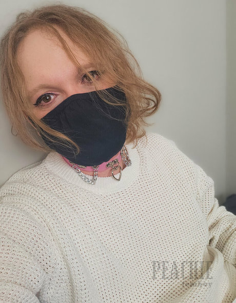 Peachiefemboy photo 18