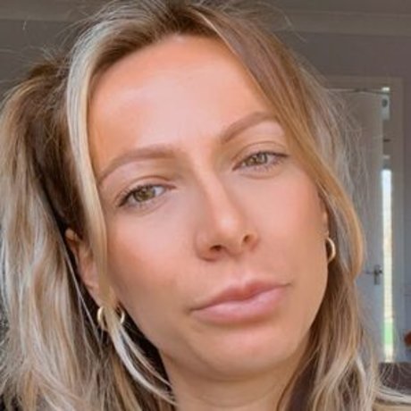 Peachypetite1 photo 8