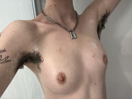 Pearl photo 2