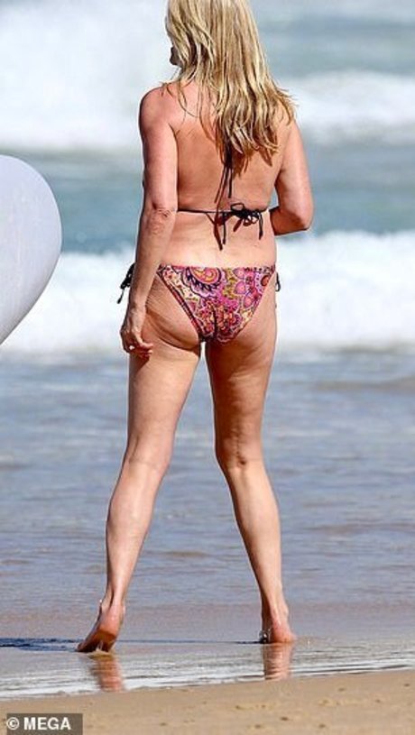 Penny Lancaster photo 4