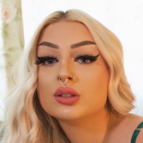 Penny Peachh photo 16