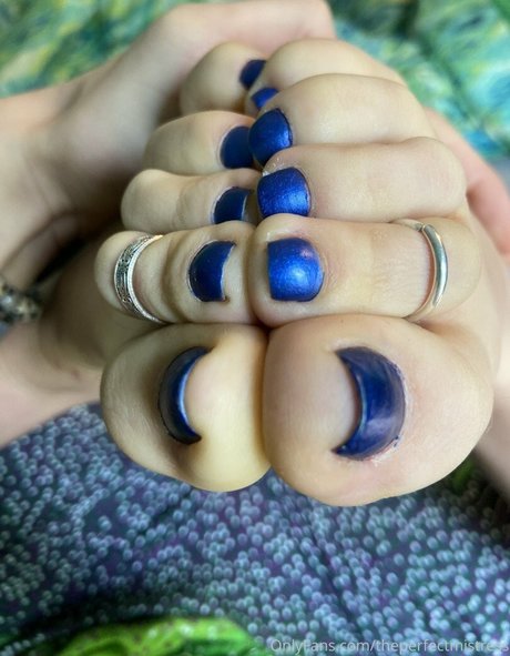 Perfect Mistress photo 11