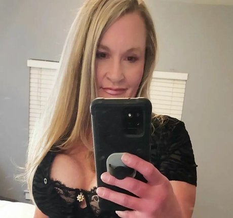PerriPlays photo 54