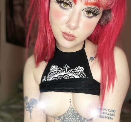Petiteredheadbabyfree photo 1
