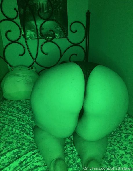 Phattiefawn photo 60