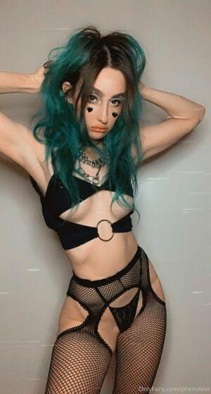 Phem4evr photo 46