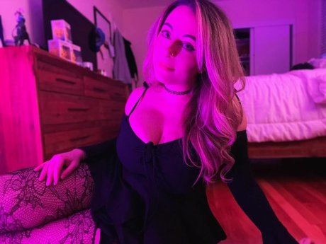 Pinkeeplays photo 7