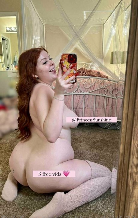 Pinkhairedgirlfr33 photo 45