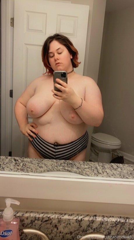 Pinkpacifist photo 3